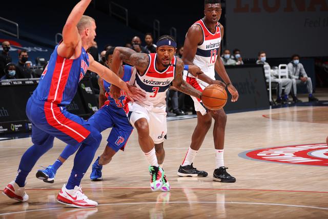 实击中对方 实击中对方