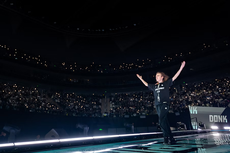 实则是对球 实则是对球