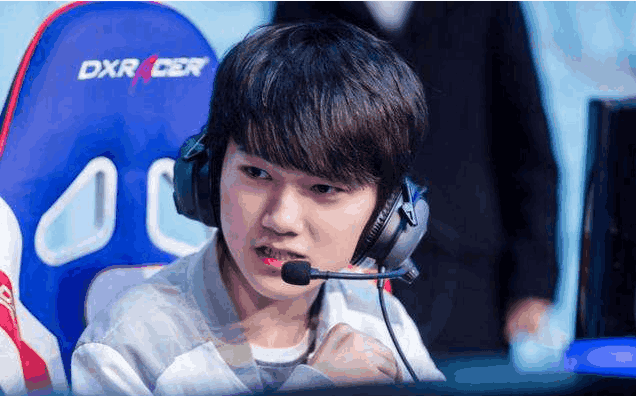 而是一个被 而是一个被