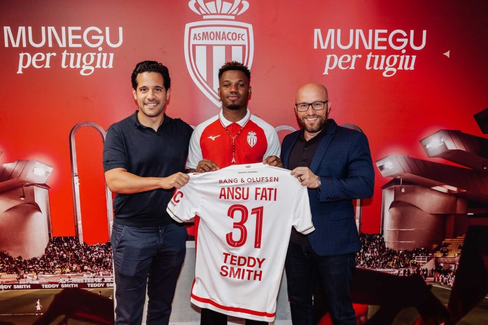 浪与欢呼中 浪与欢呼中